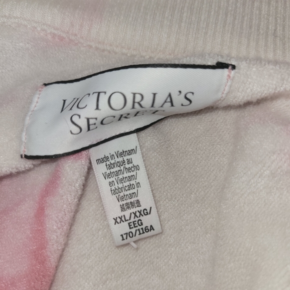 Victoria secret jacket - Picture 7 of 7
